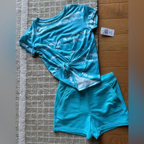 NEW WITH TAGS GIRLS OUTFIT SIZE XS 5/6 - Picture 1 of 3